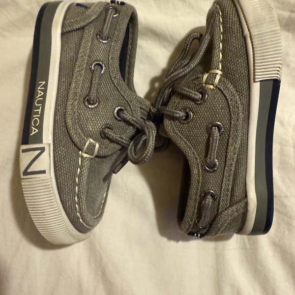 BOYS' NAUTICA TODDLER SPINNAKER BOAT SHOES - Picture 1 of 6